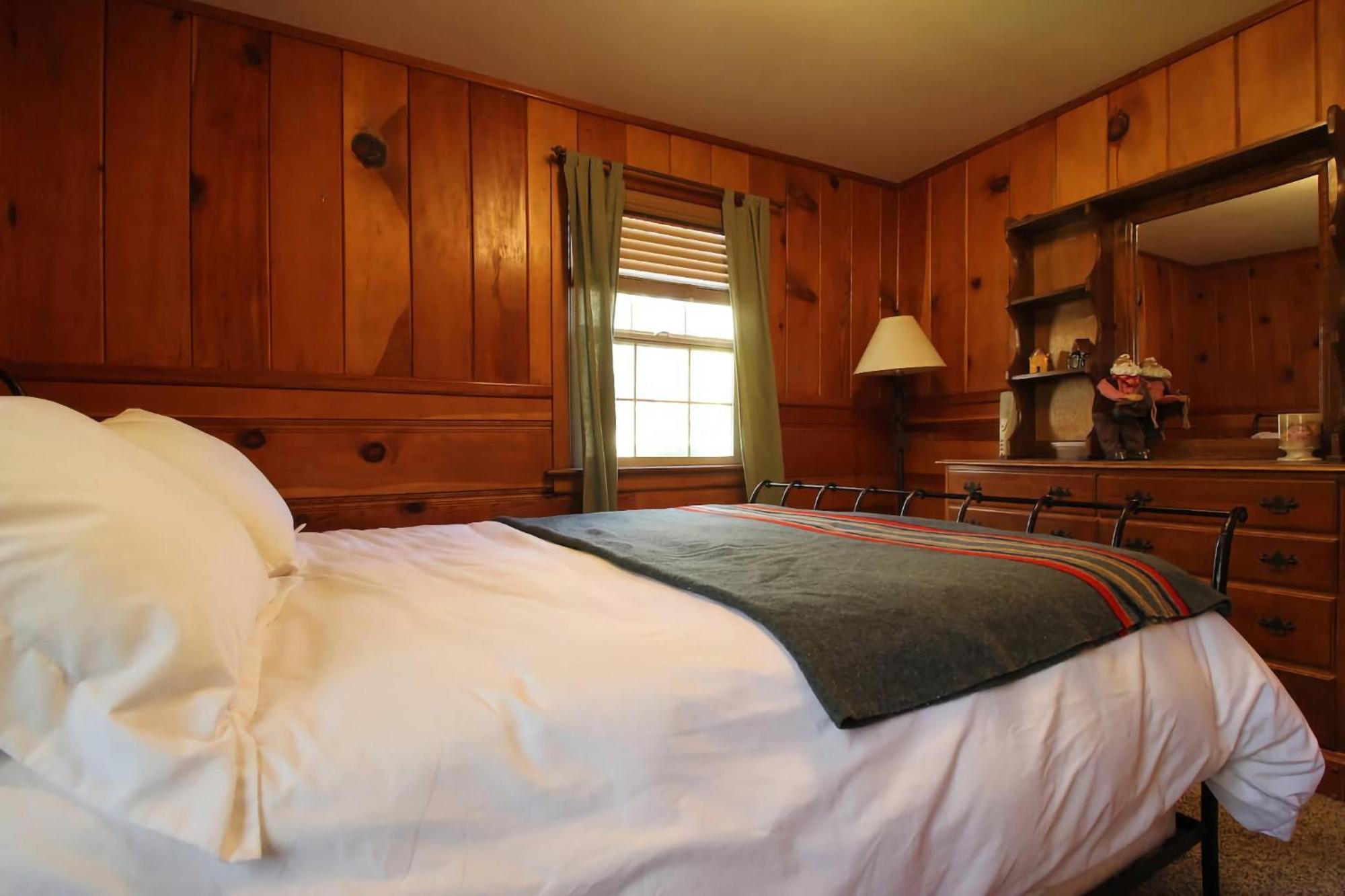 Ahwahnee-be Vintage - Walk To Town! Hébergement de vacances *
